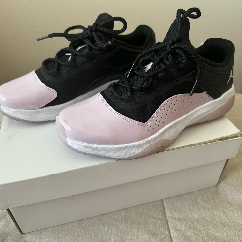 Nike Air Jordan’s women’s size 6.5 Purple and Black Slightly Used Worn Once